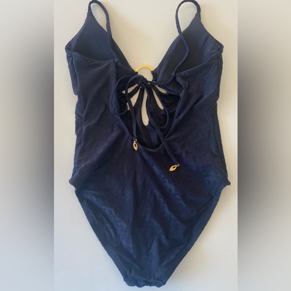 NWOT TRINA TURK Joplin Daisy Jacquard Knit Swim One Piece - Picture 6 of 10